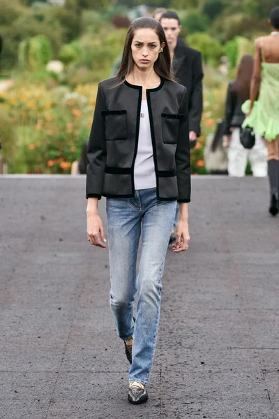 Look 26